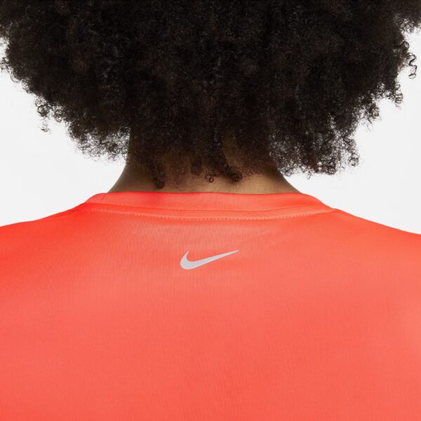 Nike Women's Miler Short Sleeve Top - Bright Mango/Reflective Silver - Image 7