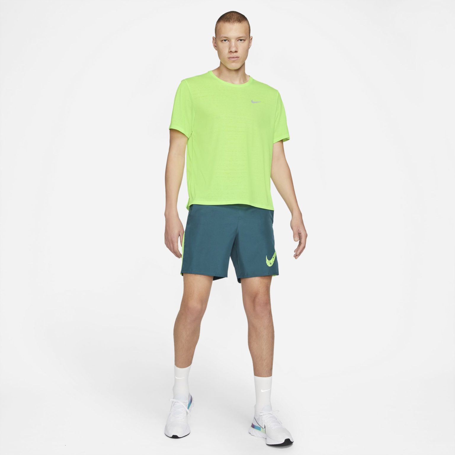 Nike Men's Miler Top - Ghost Green/Reflective Silver - Running Bath