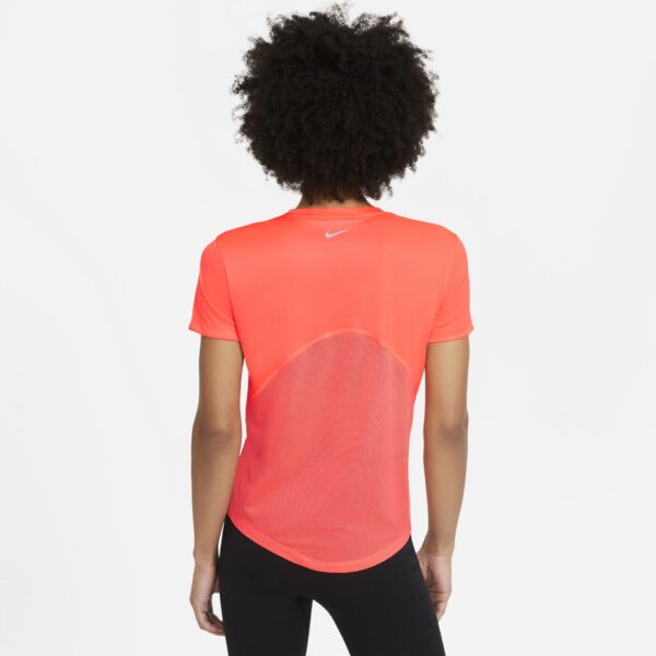 Nike Women's Miler Short Sleeve Top - Bright Mango/Reflective Silver - Image 4