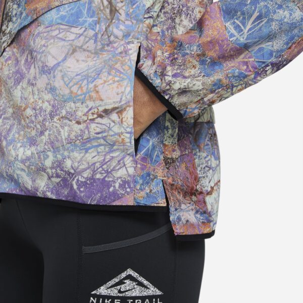 Nike Women's Windrunner Trail Jacket - Blue Lagoon/Black/Reflective Silver - Image 7