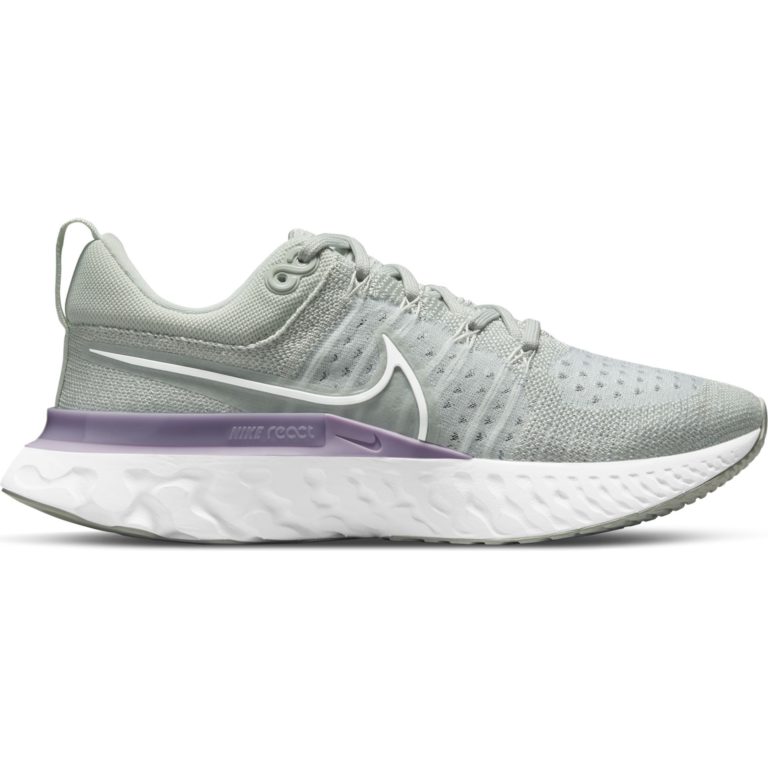 nike flyknit silver
