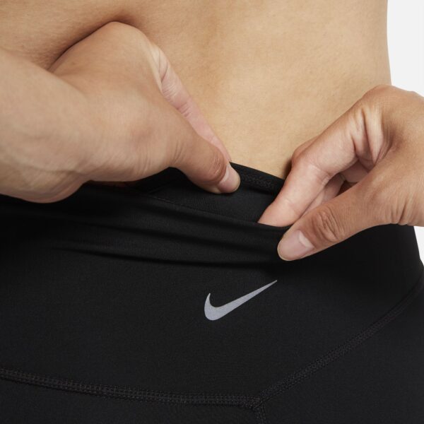 Nike Women's Swoosh Mid-Rise 7/8 Leggings - Black/White - Image 6