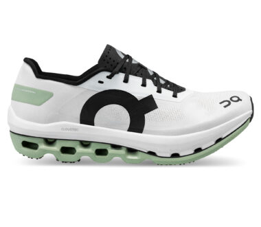 On Running Men's Cloudboom Echo - White/Black