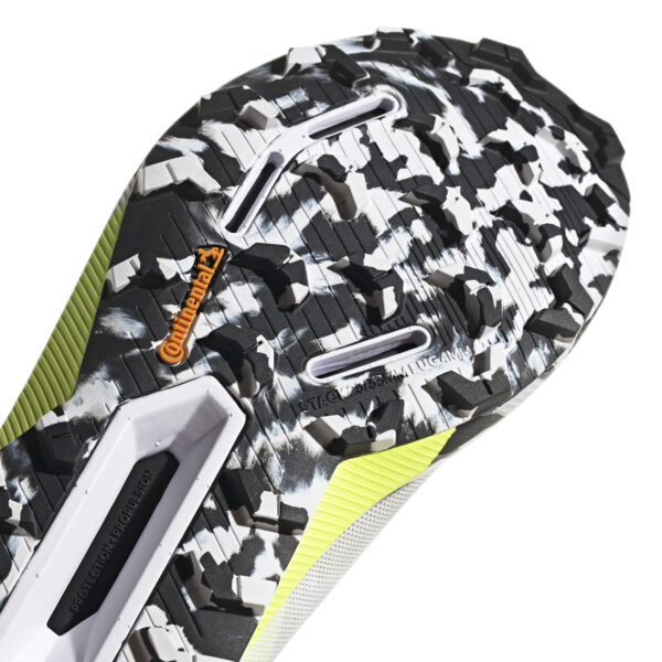 adidas Women's Terrex Agravic Ultra - Core Black/Solar Yellow/Crystal White - Image 8