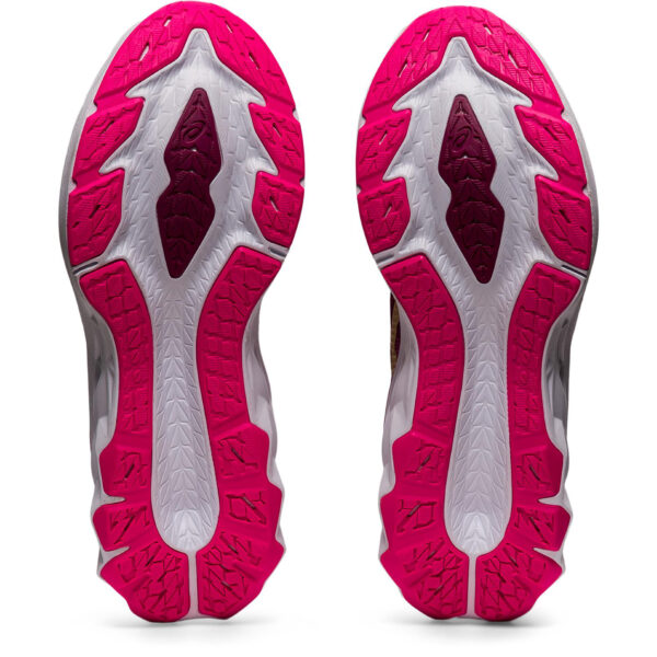 Asics Women's Novablast 2 - Dried Berry/Champagne - Image 7