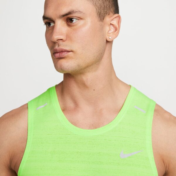 Nike Men's Miler Tank - Ghost Green/Reflective Silver - Image 4