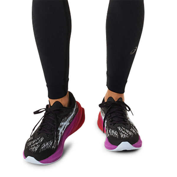 Asics Women's Novablast 3 - Black/Soft Sky - Image 7