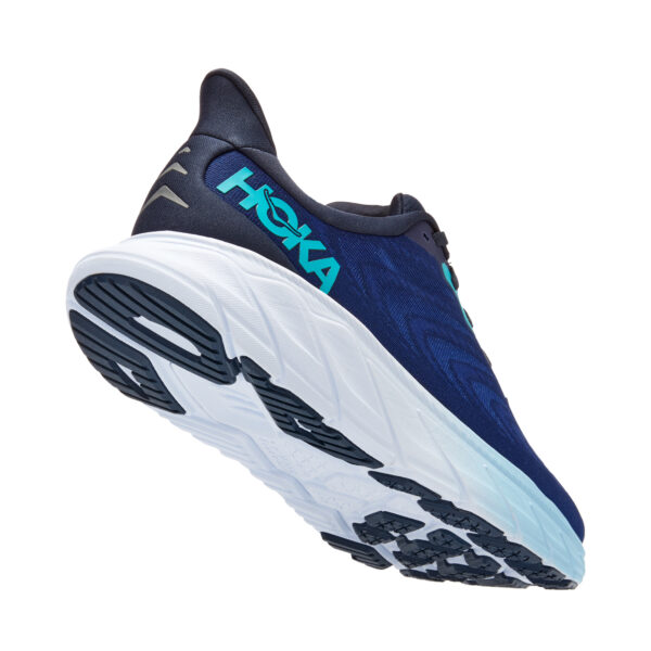 Hoka Men's Arahi 6 - Outer Space/Bellwether Blue - Image 4