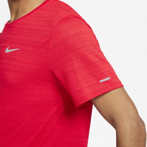 Red nike store top