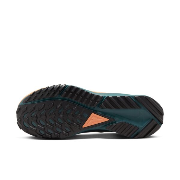Nike Women's React Pegasus Trail 4 GTX - Alligator/Orange Trance/Mint Foam - Image 4