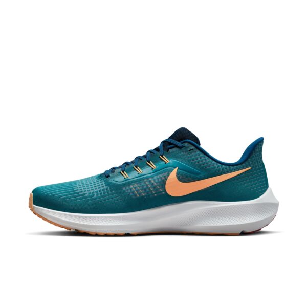 Nike Men's Air Zoom Pegasus 39 - Bright Spruce/Lt Crimson/Valerian Blue - Image 2
