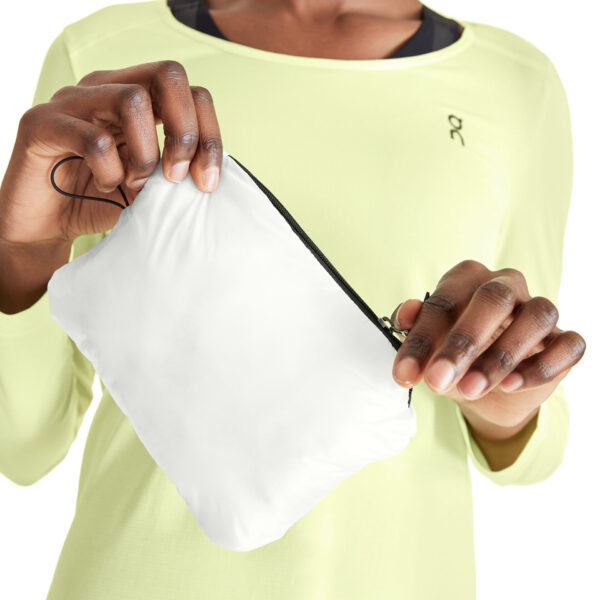 On Women's Weather Vest - White/Black - Image 6