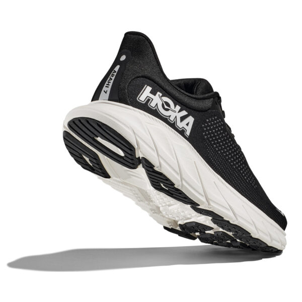 Hoka Men's Arahi 7 - Black/White - Image 5