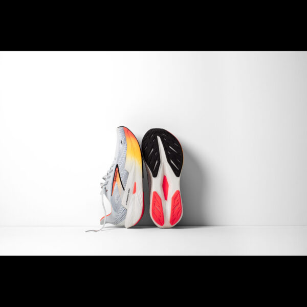 Brooks Men's Hyperion Max 2 - Illusion/Coral/Black - Image 8