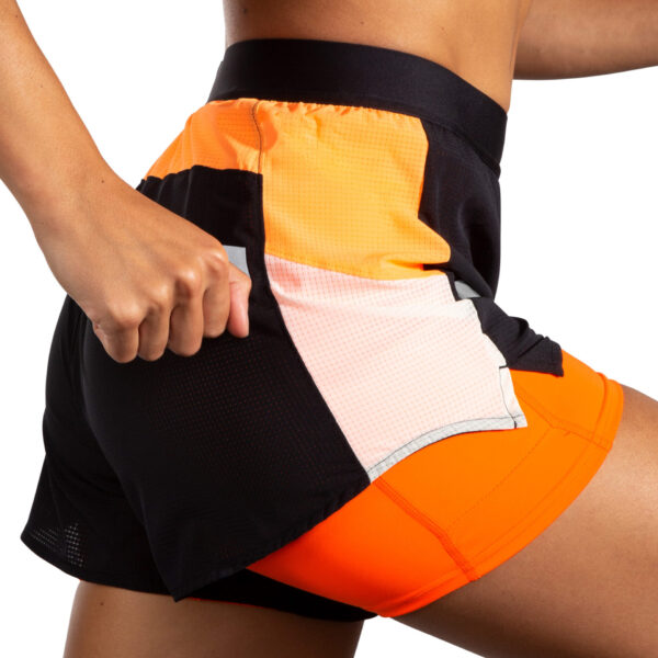 Brooks Women's Run Visible 4in 2in1 Short 2.0 - Black/Ecru/Fluoro Flash - Image 3