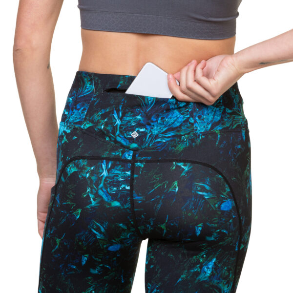 Ronhill Women's Tech Tight - Marine Amazon - Image 7