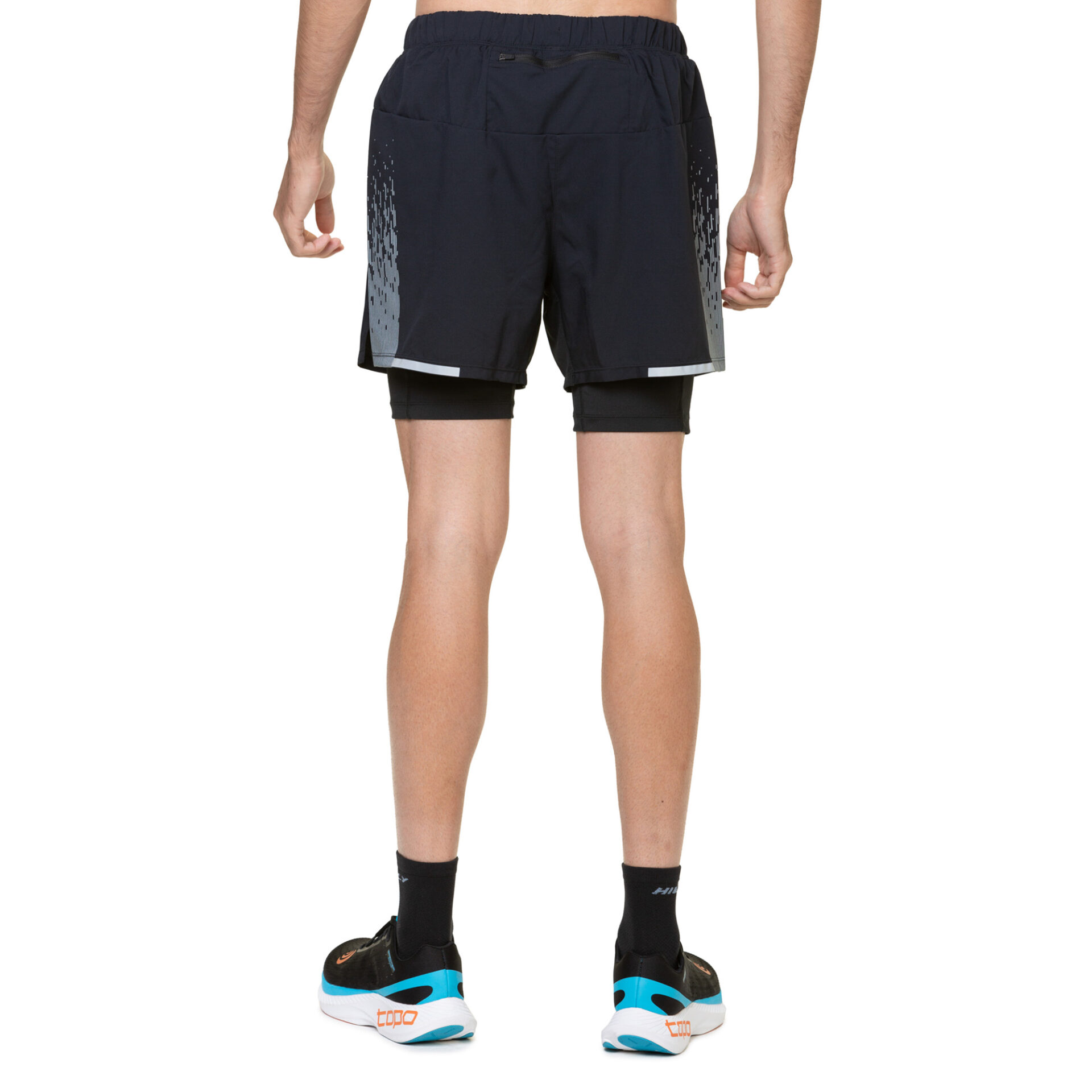 Ronhill Men's Tech Reflect 5" Twin Short - Black/Reflect - Image 4