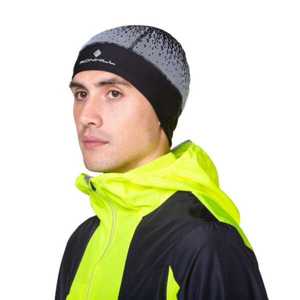 Ronhill Reflect Beanie - Black/Reflect - Image 3