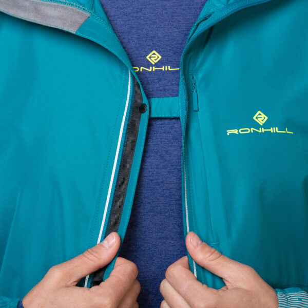 Ronhill Women's Tech Reflect Jacket - Marine/Reflect - Image 9