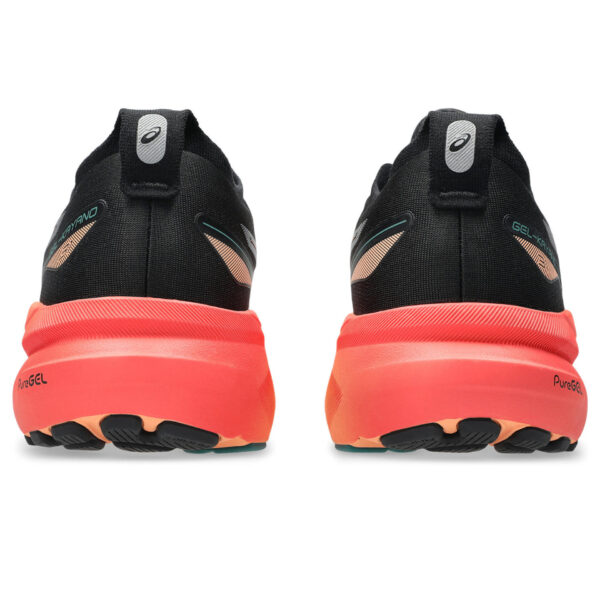 running shoes bath
