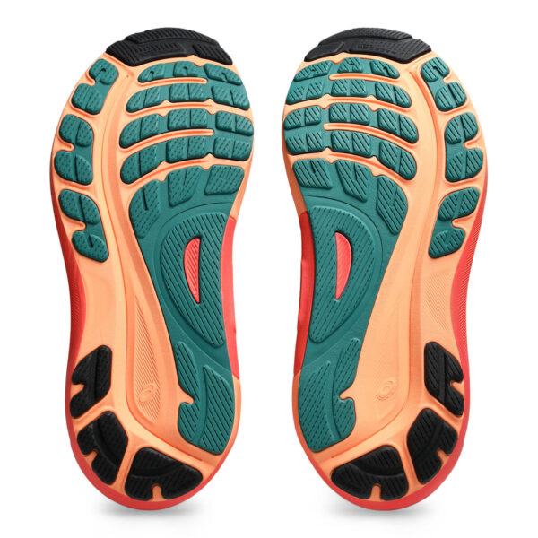running shoes bath