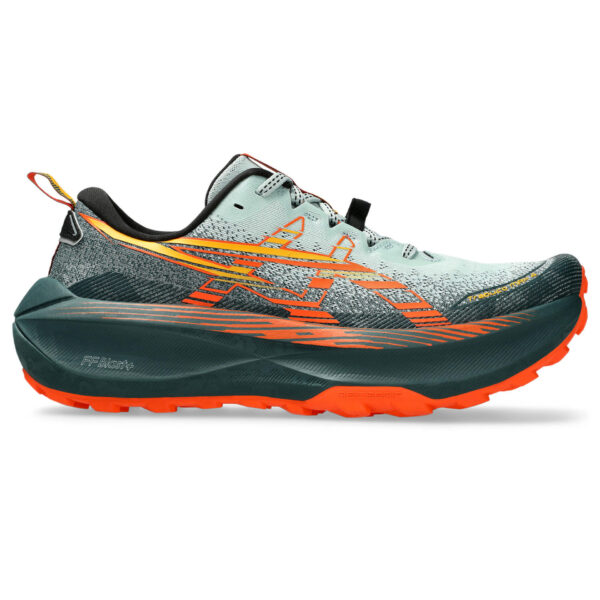 running shoes bath
