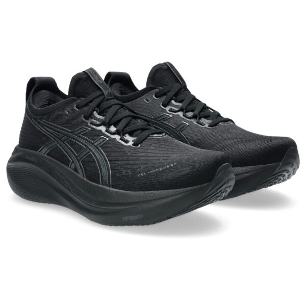 running shoes bath