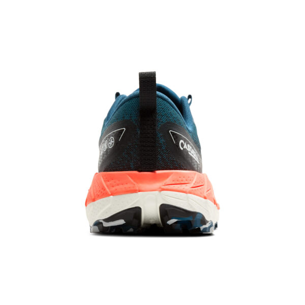 running shoes bath