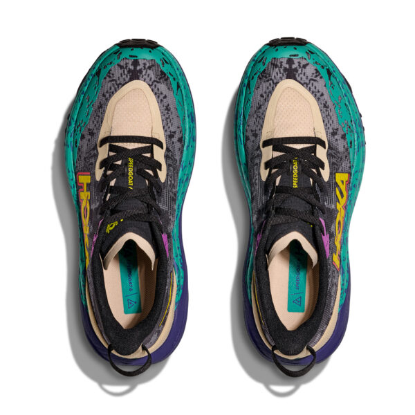 running shoes bath