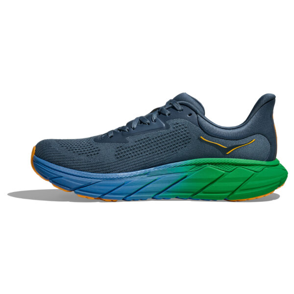 running shoes bath