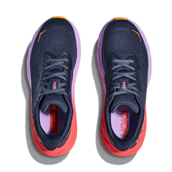 running shoes bath