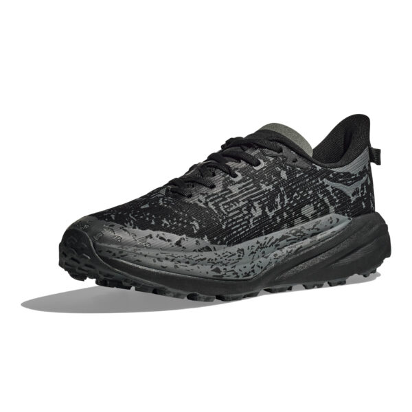 running shoes bath