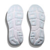 running shoes bath