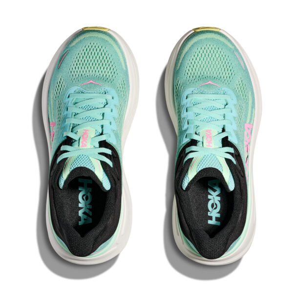 running shoes bath