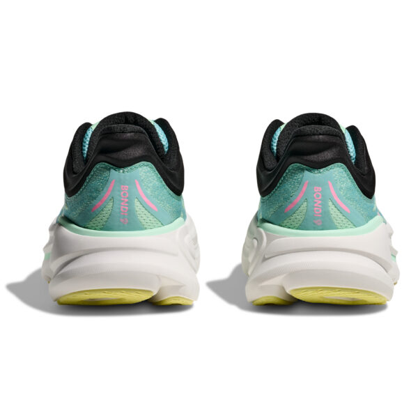 running shoes bath
