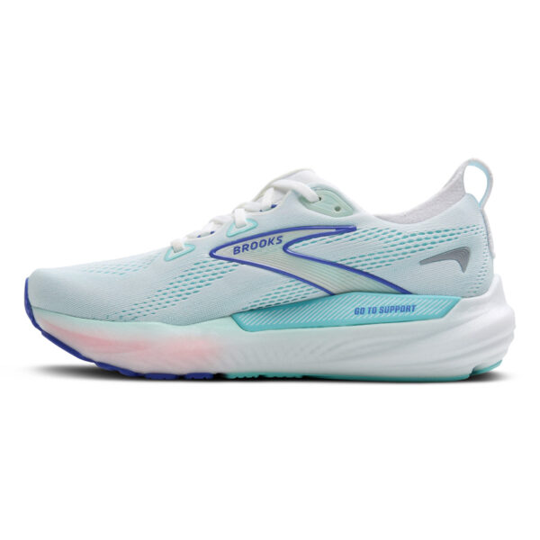running shoes bath