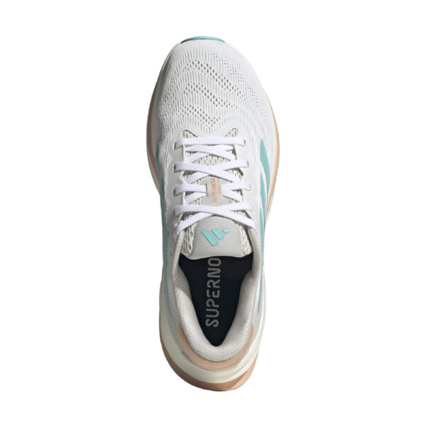 running shoes bath
