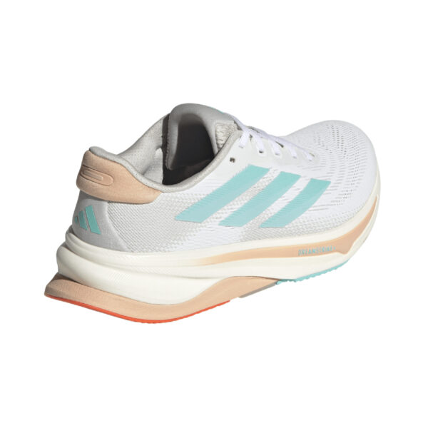 running shoes bath