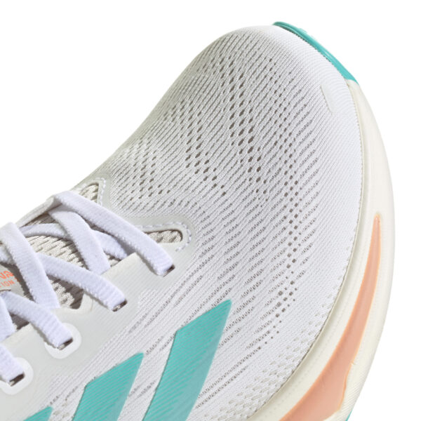 running shoes bath