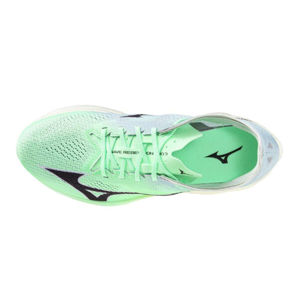 running shoes bath