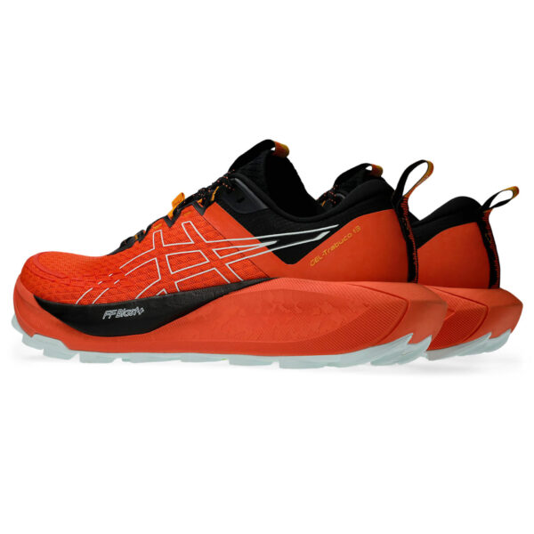 running shoes bath