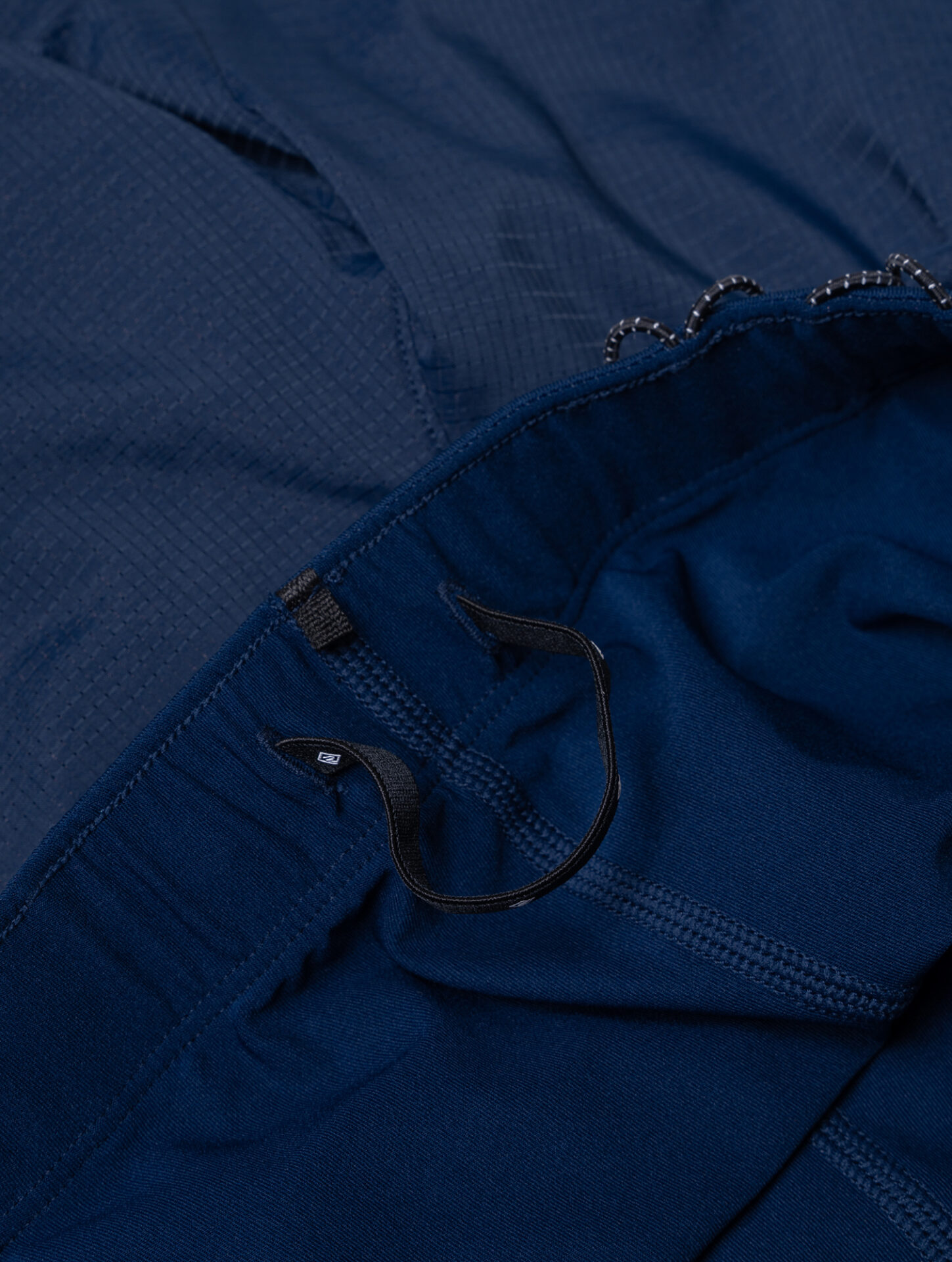 Ronhill Women's Tech Race Twin Short - Dark Navy/Razzmatazz - Image 9