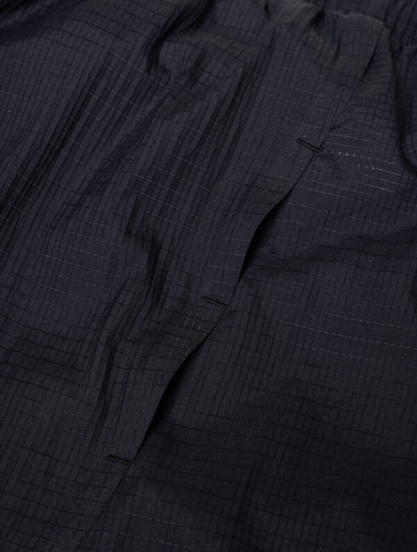 Ronhill Men's Tech Race 5" Short - All Black - Image 6