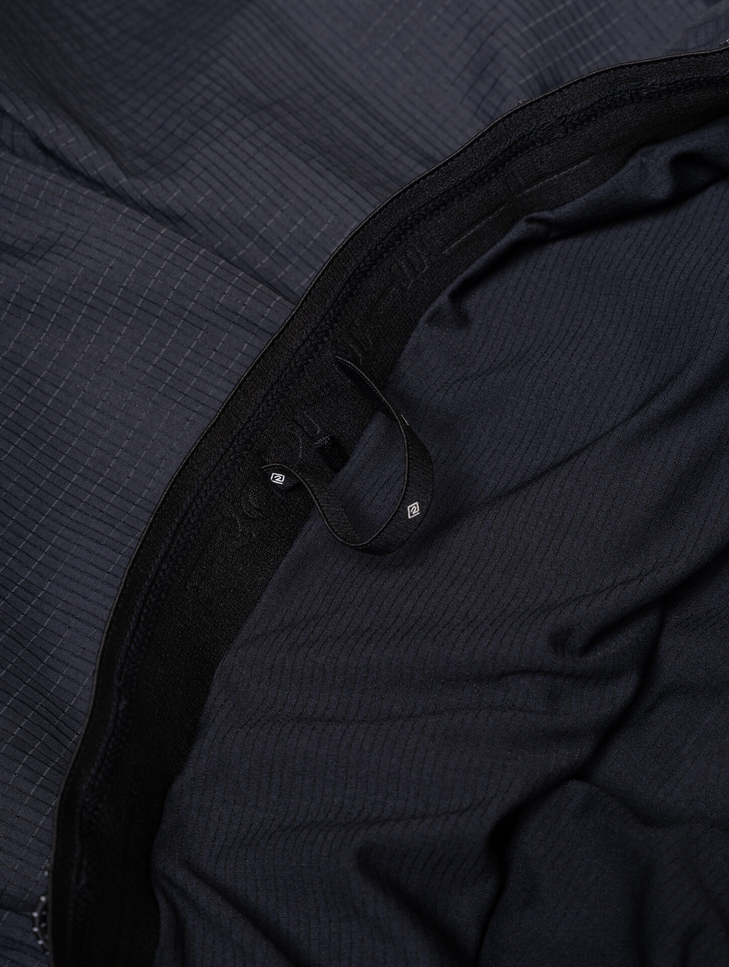 Ronhill Men's Tech Race 5" Short - All Black - Image 8