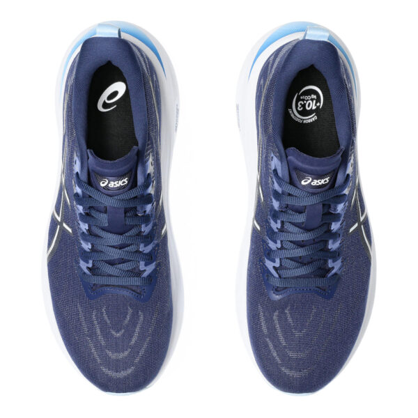 running shoes bath