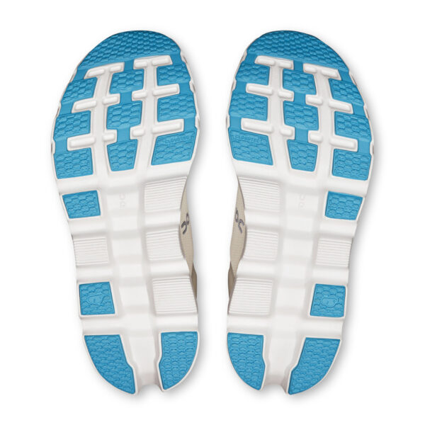 On Women's Cloudstratus 3 - Cream/Arctic - Image 5