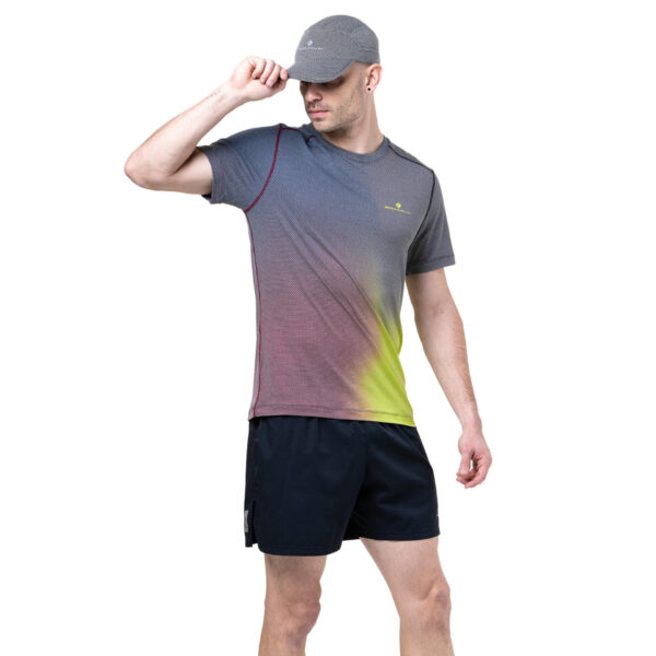 Ronhill Men's Tech Golden Hour Tee - Acid Merge - Image 3