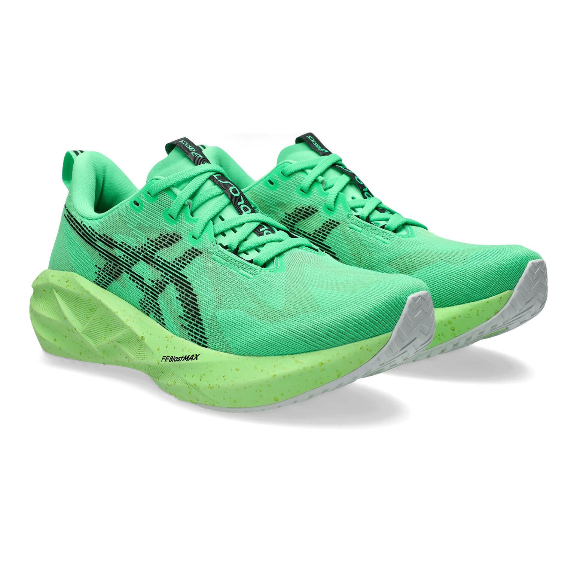 Asics Men's Novablast 5 - Vital Green/Black - Image 3