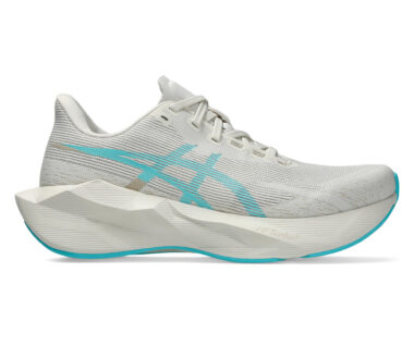Asics Women's Novablast 6 - Soft Oat/Energy Aqua
