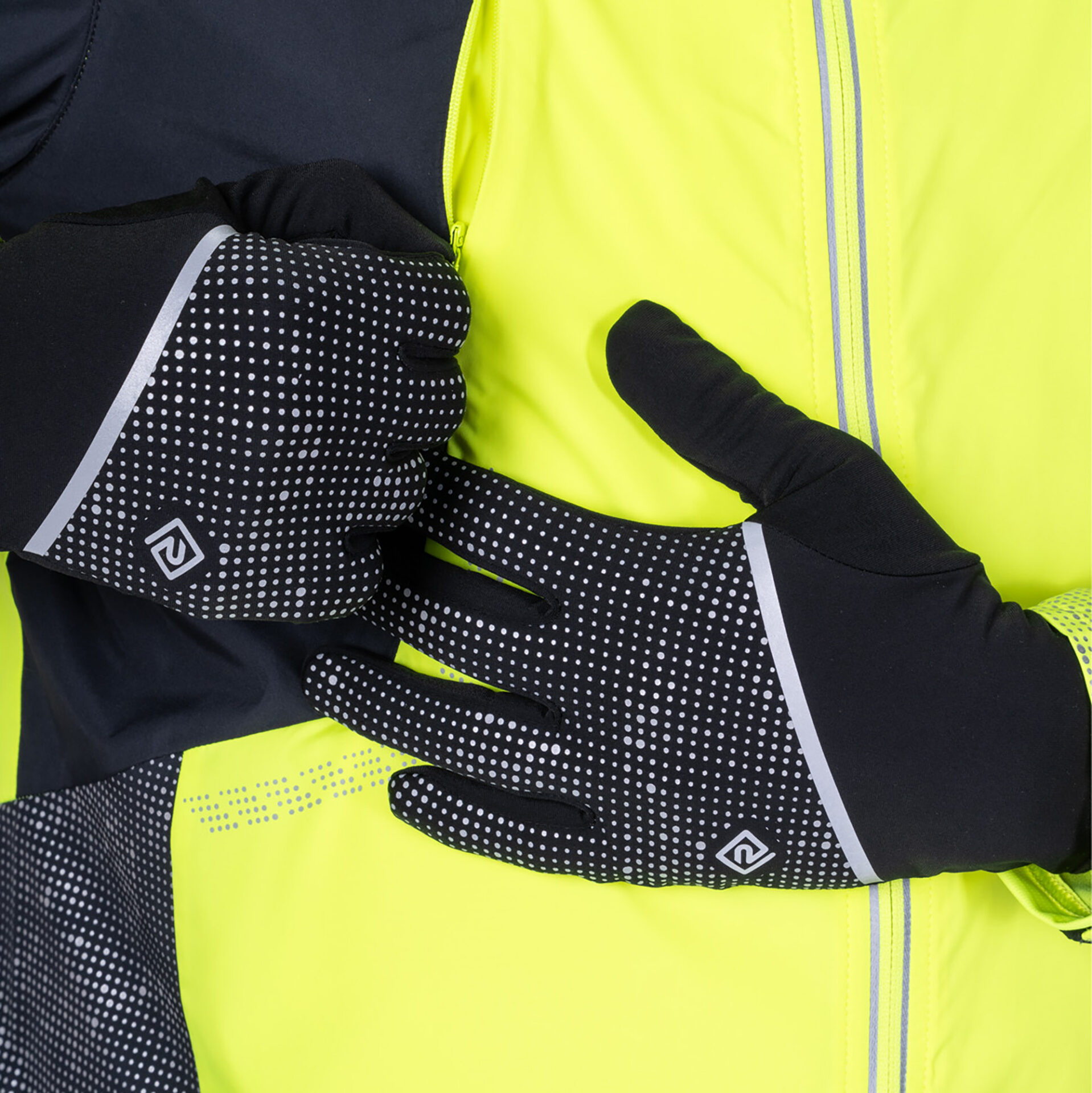 Ronhill Reflect Glove - Black/Reflect - Image 3
